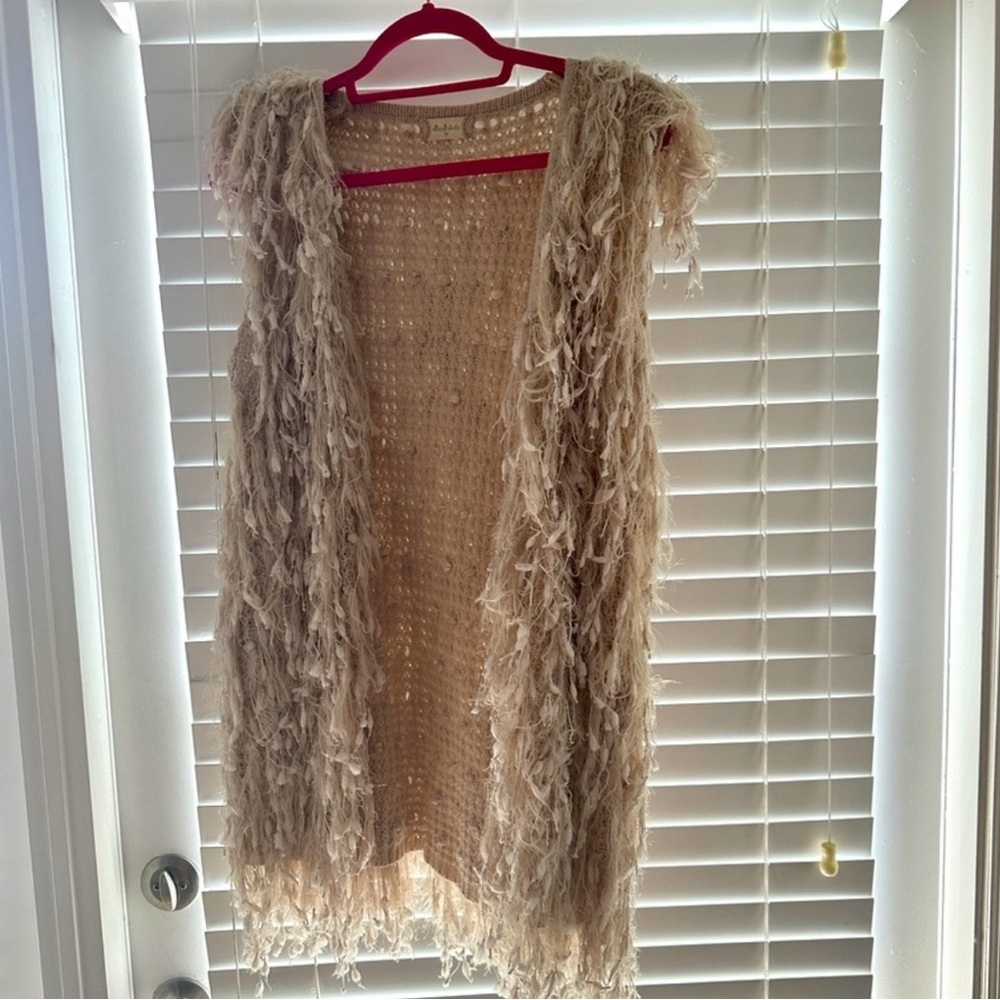 Altar'd State Textured Fringe Vest in Cream